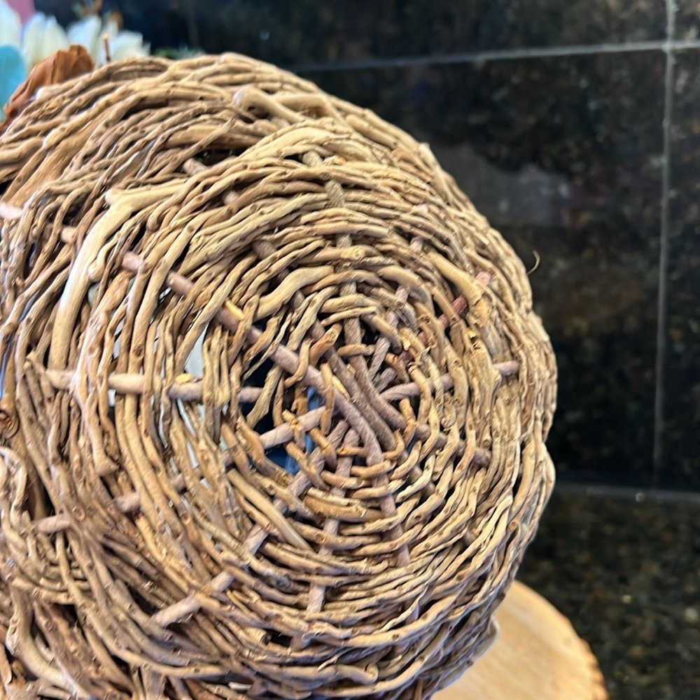 Hand Woven Palm Fiber Art Nest Basket - Picture 8 of 11